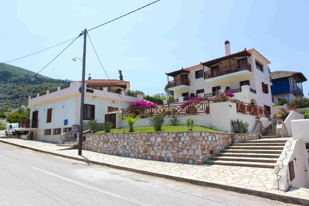 Pleoussa Studio And Apartments Skopelos Exterior foto